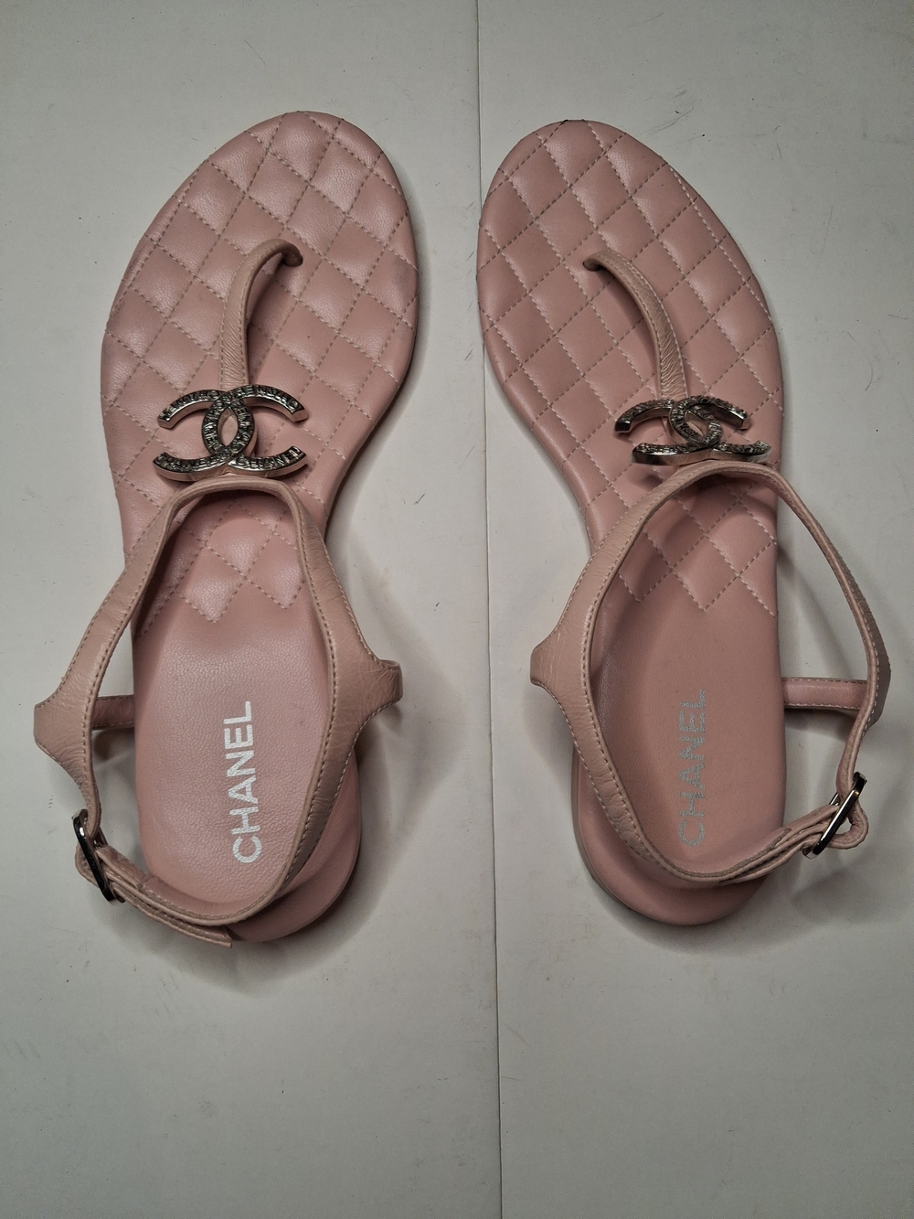 CHANEL Pink Quilted Logo Thong Sandals - Picture 12 of 16